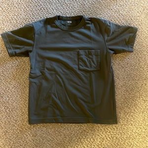 UNIQLO Green short sleeve shirt